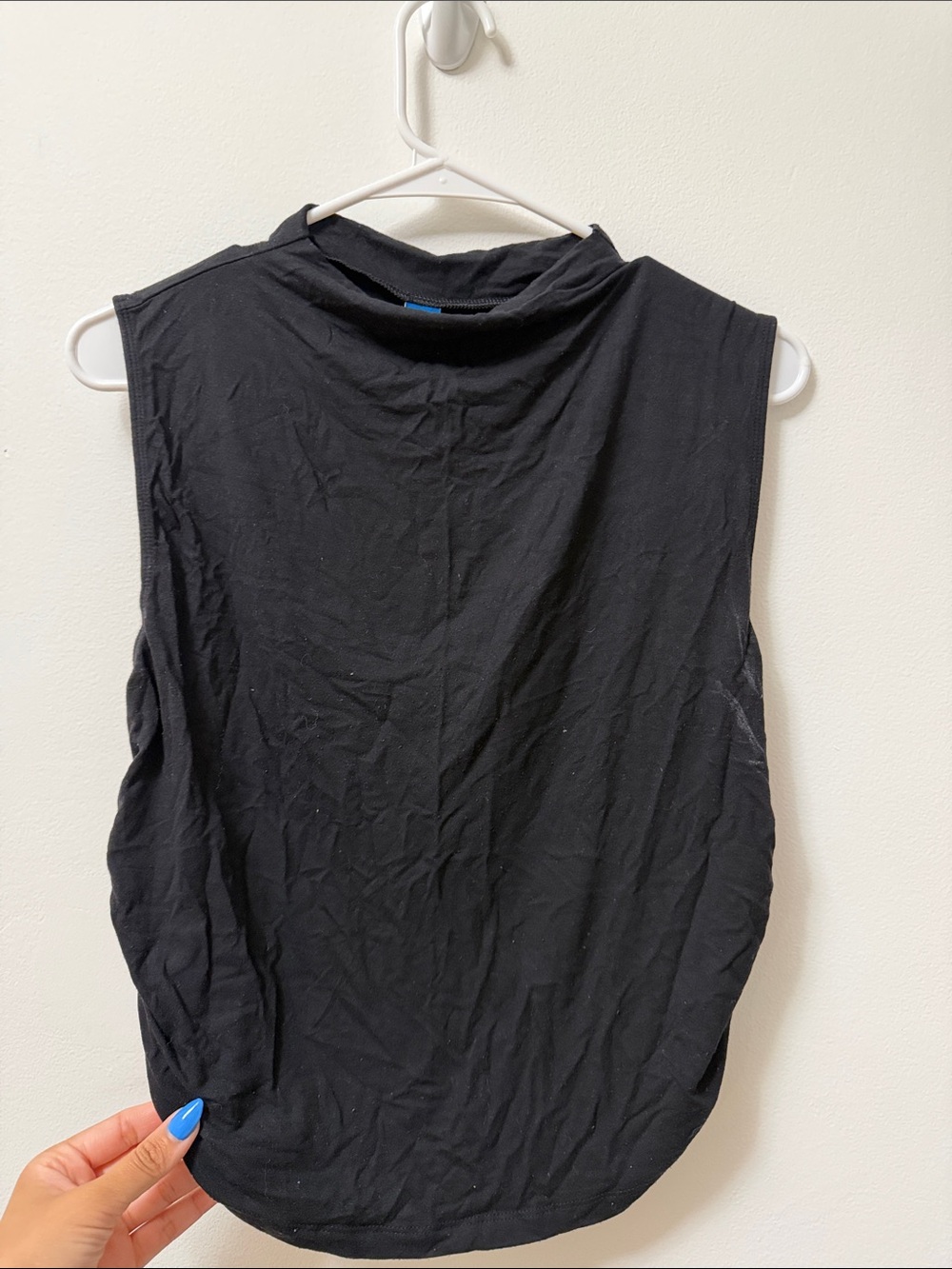 Old Navy Black Sleeveless Mock Neck Tank